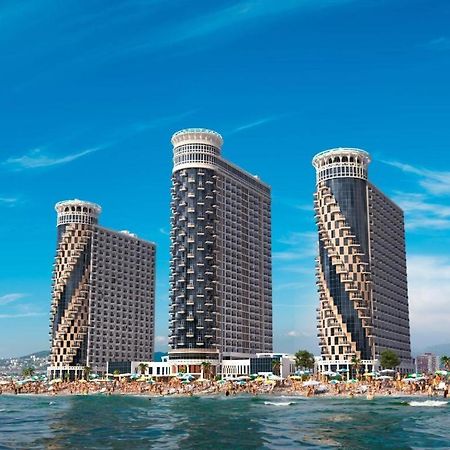Apartment In Orbi Sea Tower For Rent Batumi Eksteriør billede